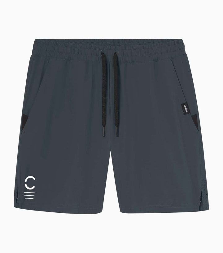 7.5" Stride Short