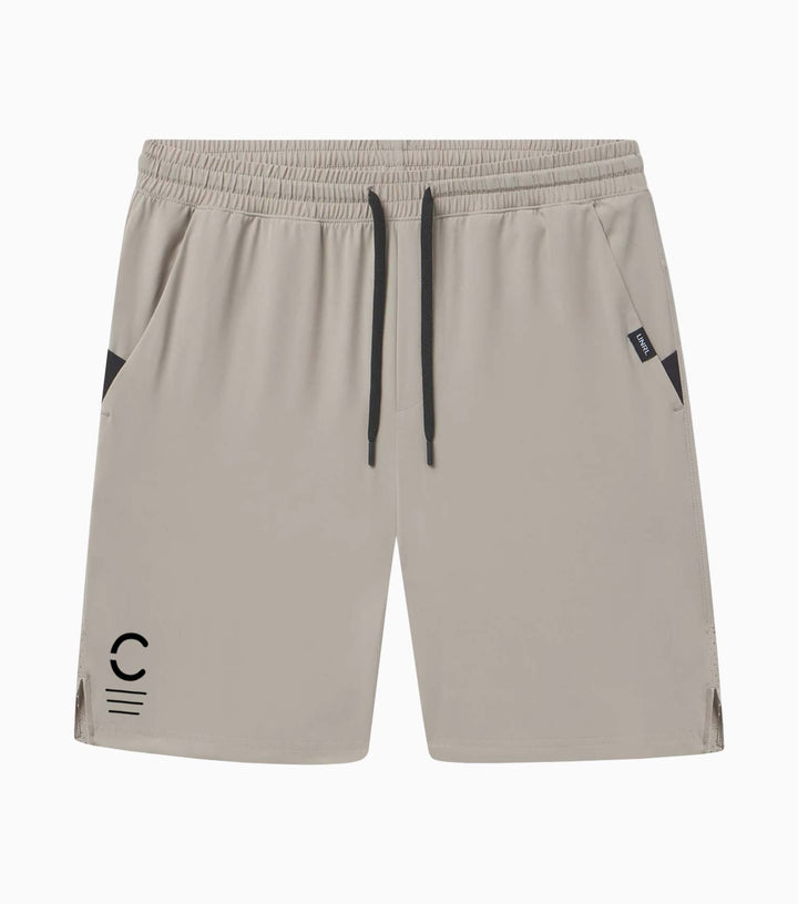 7.5" Stride Short